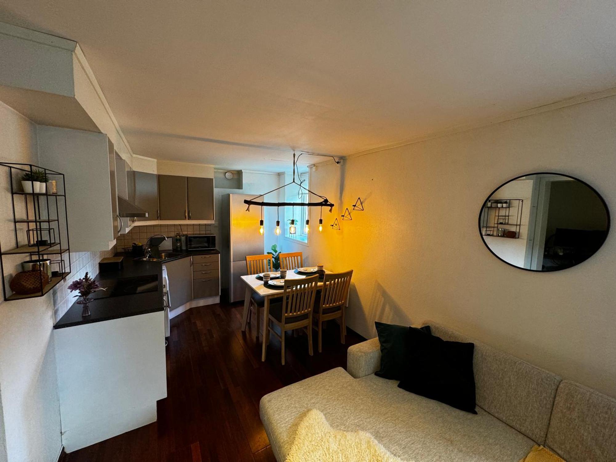 Central, 2 Bedroom, Free Parking Тромсьо Екстериор снимка